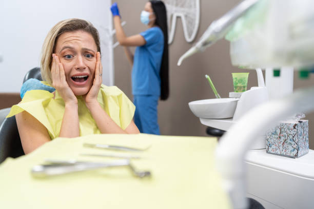 Best Emergency Tooth Extraction in Loma Ri, CA